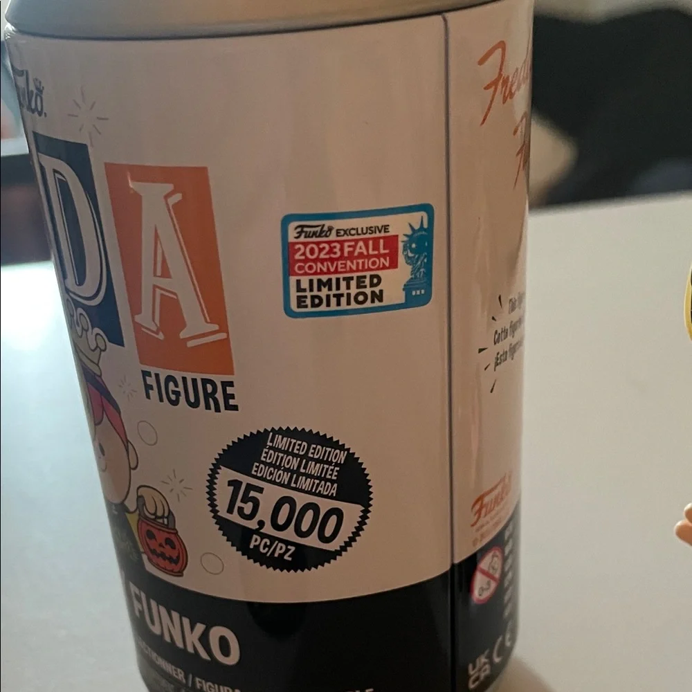 Funko Soda Freddy Funko Trick or Treat Glow Chase NYCC 2023 Exclusive LE 1/2500